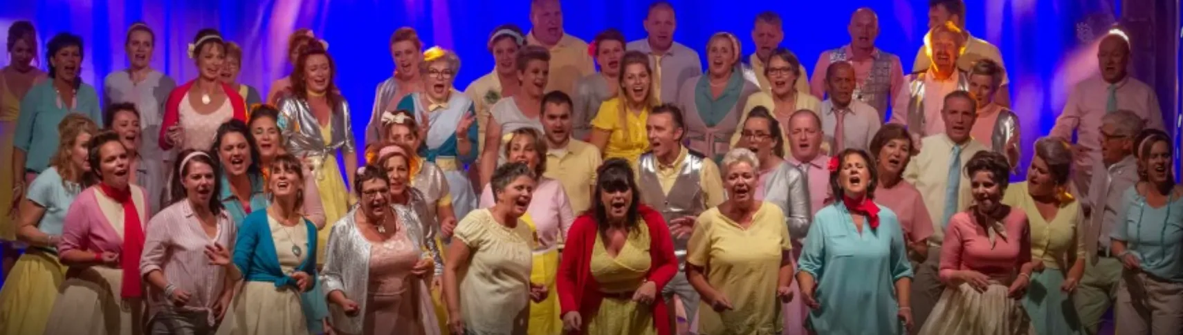 popkoor 2000 toestanden op podium theater bemmel