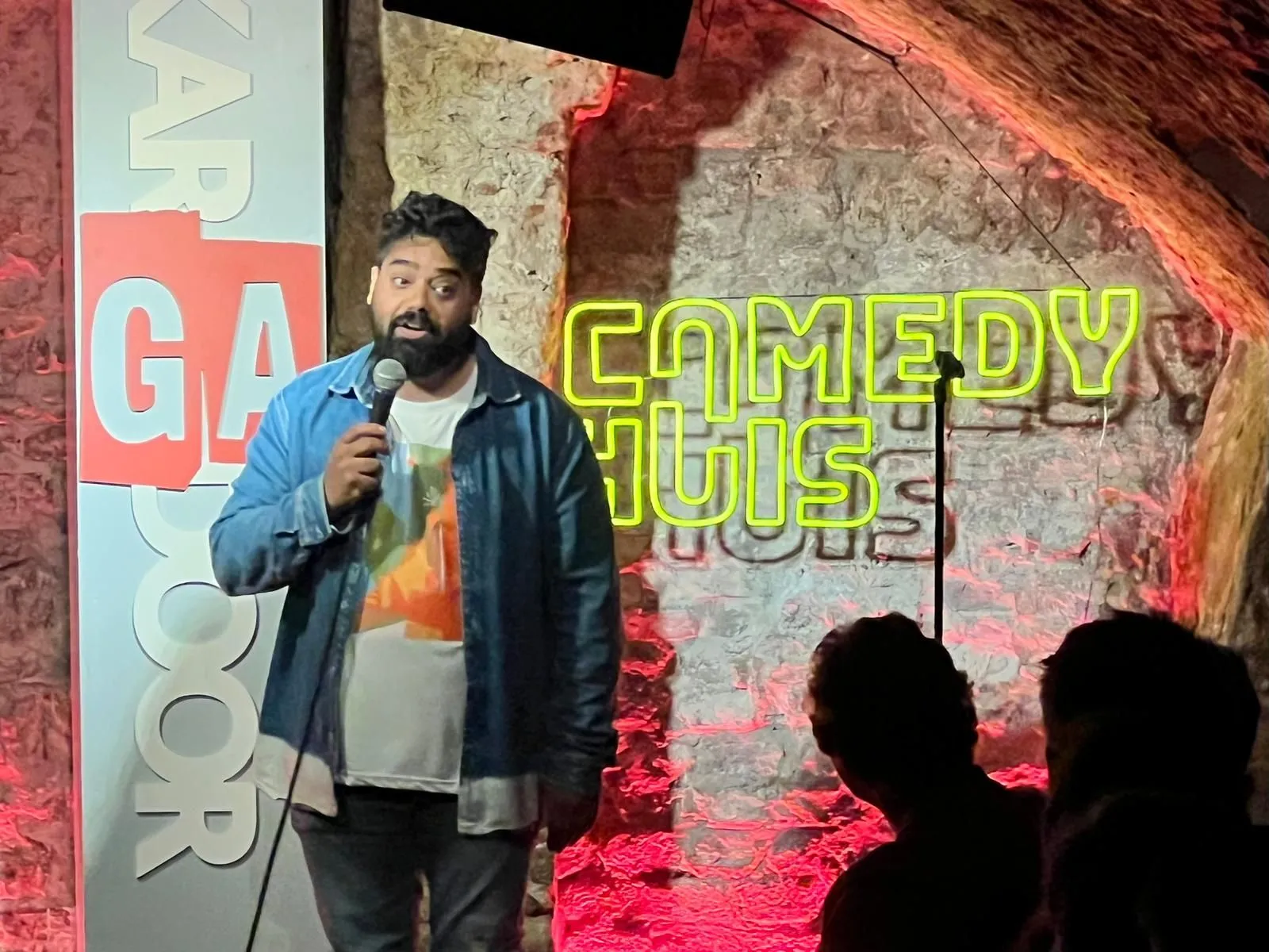 sonsbeektheateravenuezayar azis kargador comedy huis