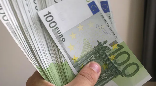 t1ti5jn4axd1fj88edw27y2h4 1 644