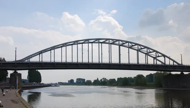 uv0eazycgzbwhcltnli4md9n3 1 257