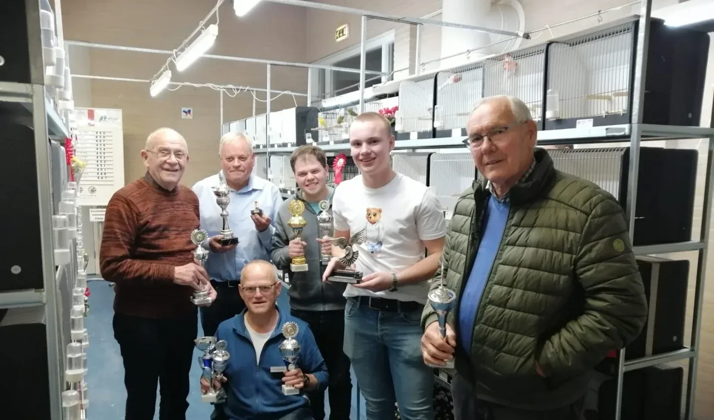 vogelvereniging onder onsvvoo c182a7fb be02 431b b83e 192bfa98d52d thumb1440