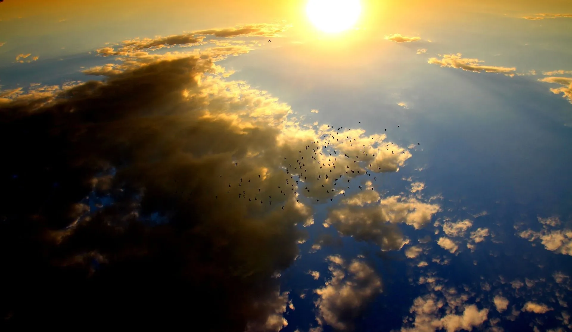 zon en bewolking pixabay