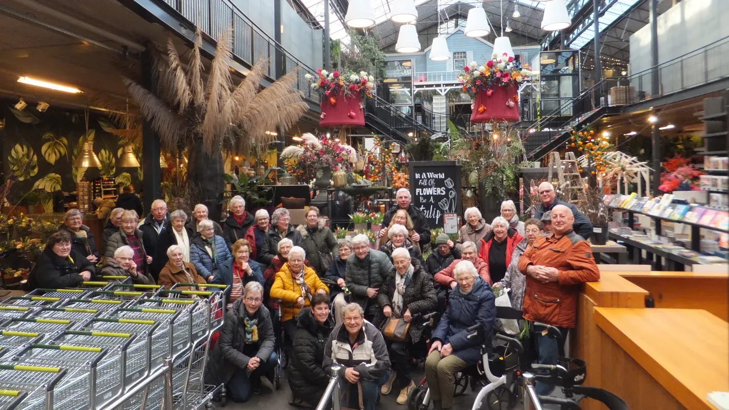 zonnebloemgendt7fe15edb 4ca6 4a5b affa ee13c054b0fb thumb1440