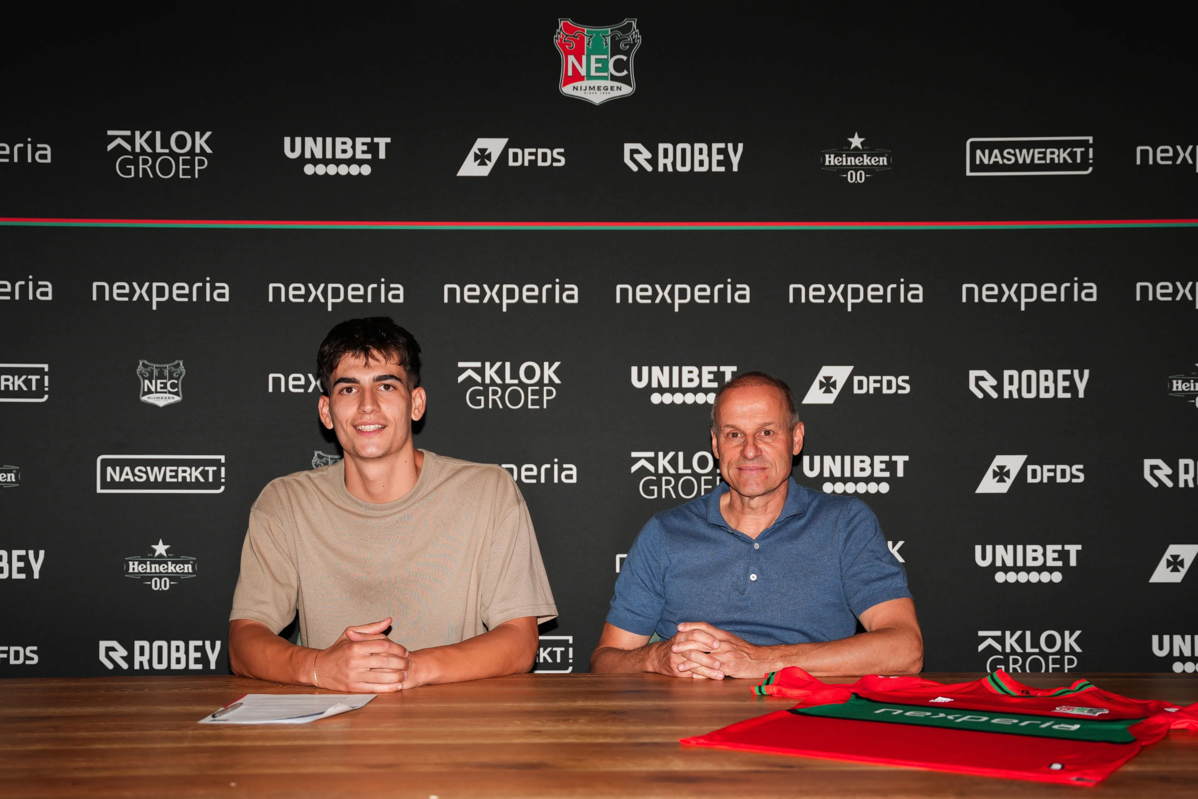 persfotoxnec argyris darelas