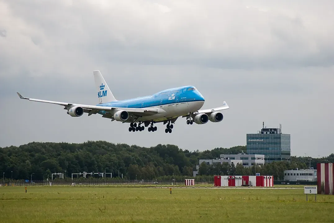 vliegtuig schiphol pixabay 671fdfa044b6d