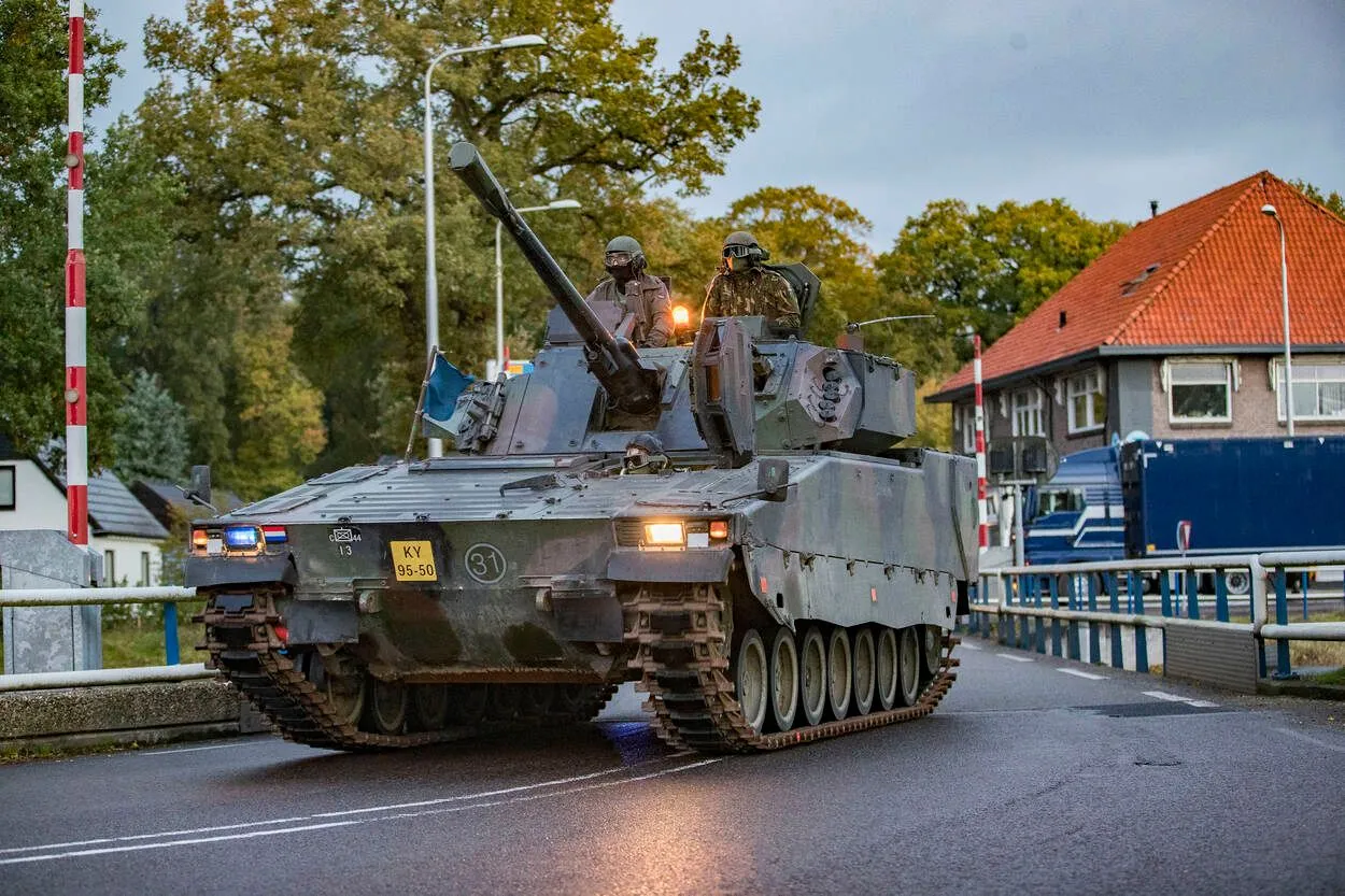 militaireoefeningendefensie20201022hms1018 1