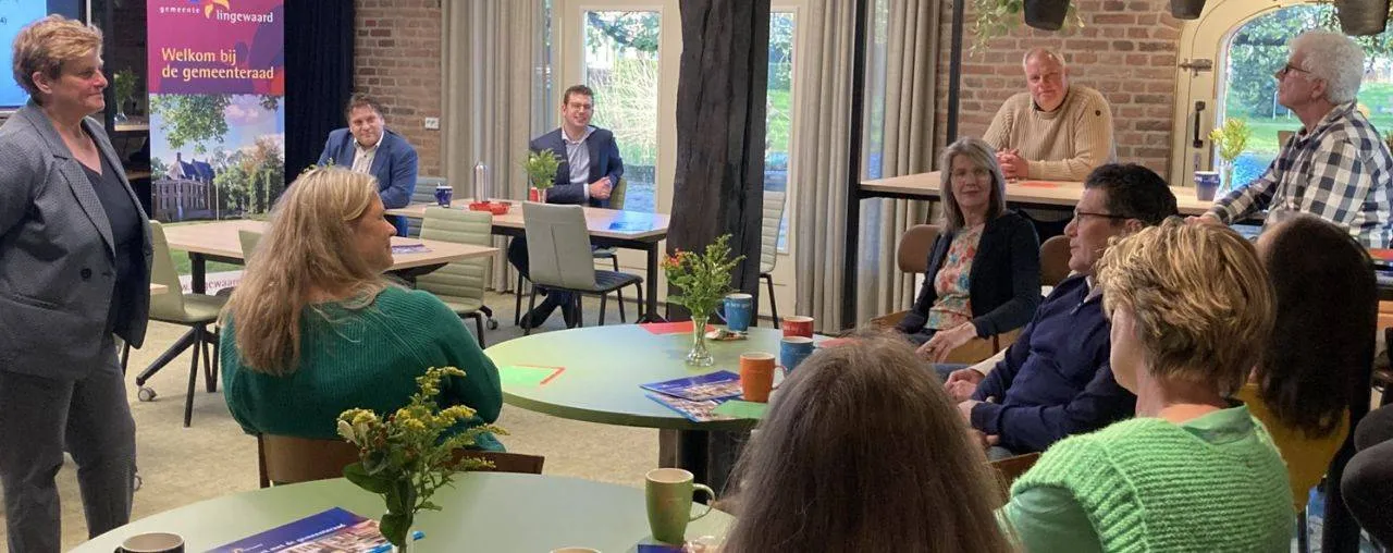 cursus politiek actiefjpeg jpeg afbeelding 2560 1024 pixels geschaald 60