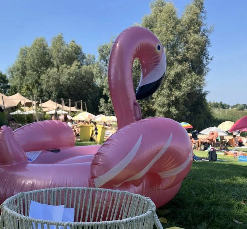 Statiegeldautomaat bij het Zwanenbad in Huissen Gemeente Lingewaard