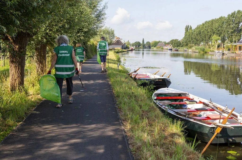 Stichting Duurzaame Innovatie.Canal Cleanup Linge
