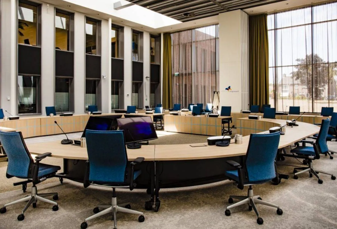 Raad.-photoyou-_1 (JPEG-afbeelding 960 × 768 pixels) - Geschaald (83%)