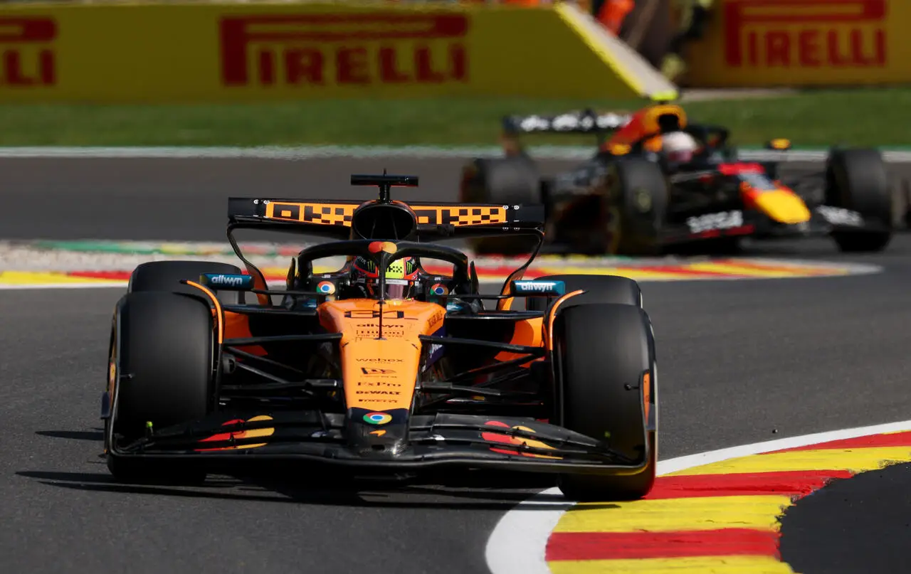 F1 | GP Belgio, Qualifiche Sprint: pole e record per Piastri, notte ...