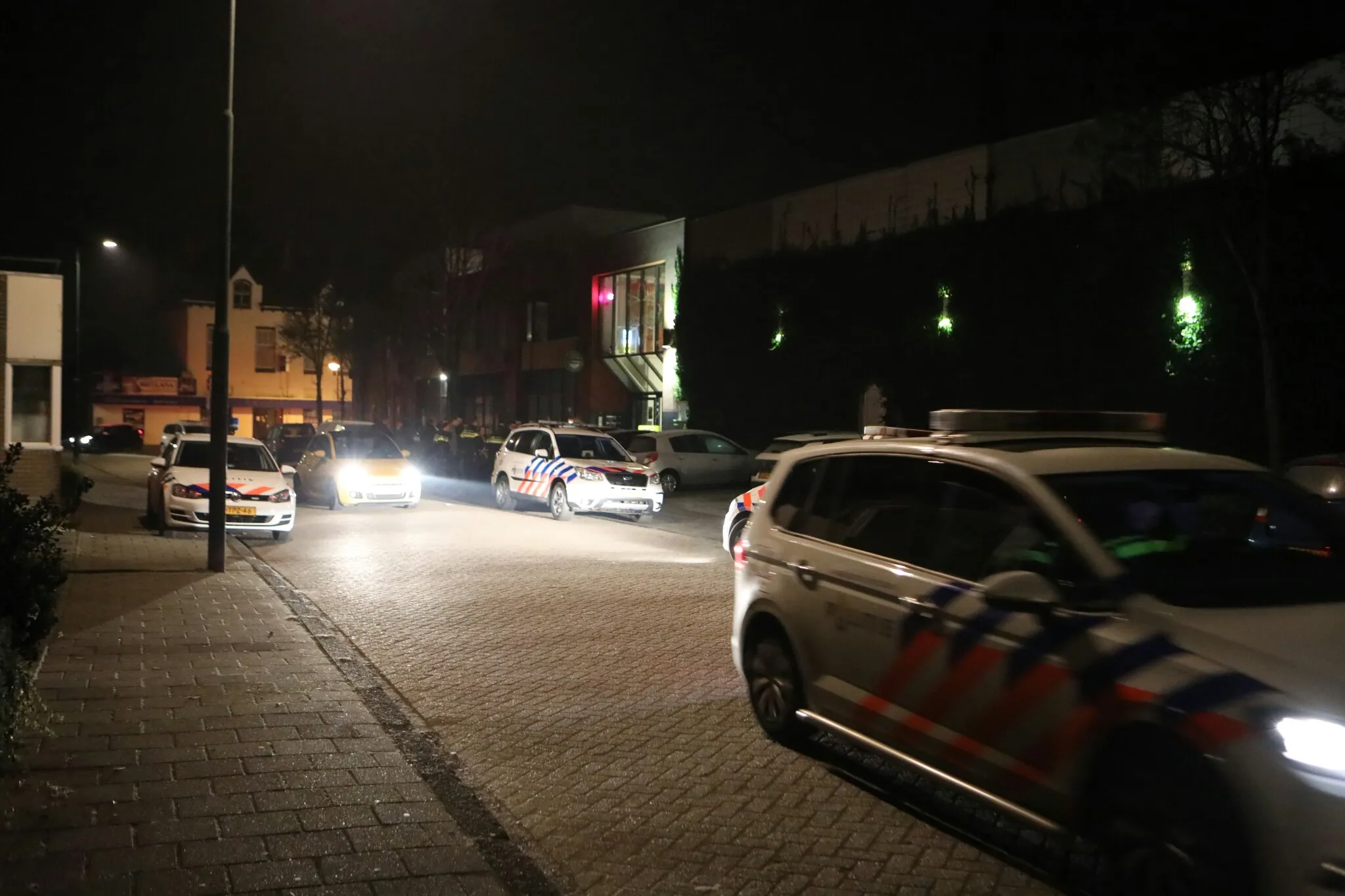 20161204024045 fpmb0748 1 picsay