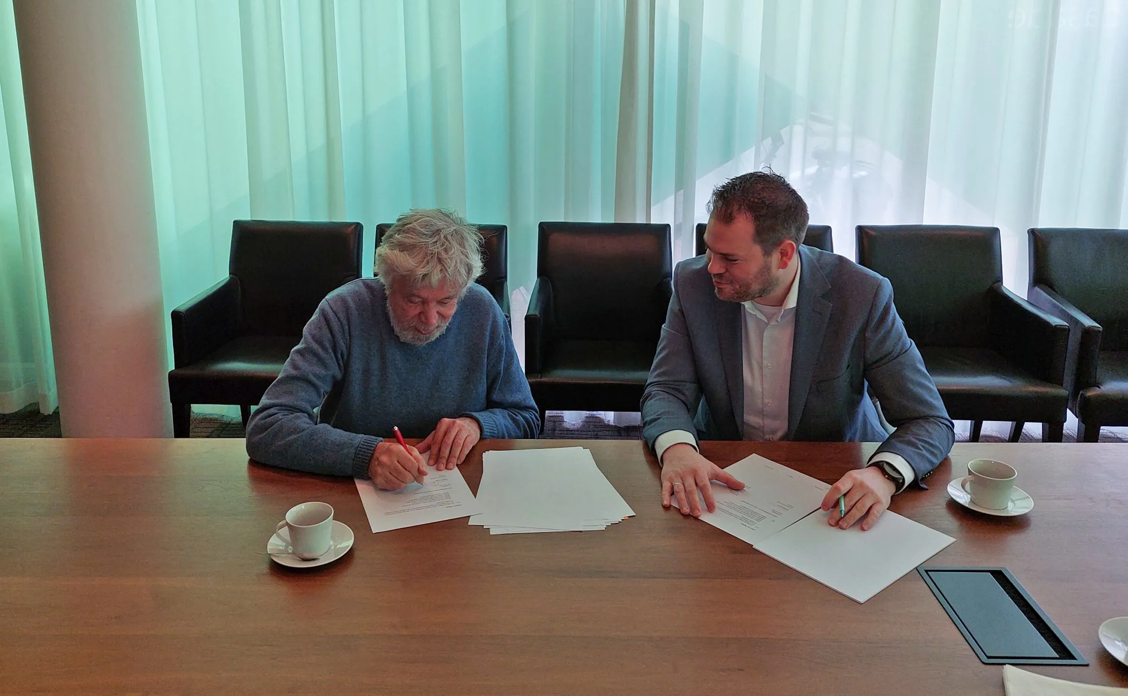 20230426 ondertekening salmrijck