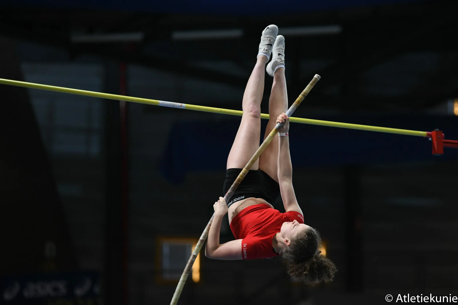 210221nkindoor senioren 2021 fleur van der linden foto atletiekunie erik van leeuwen web