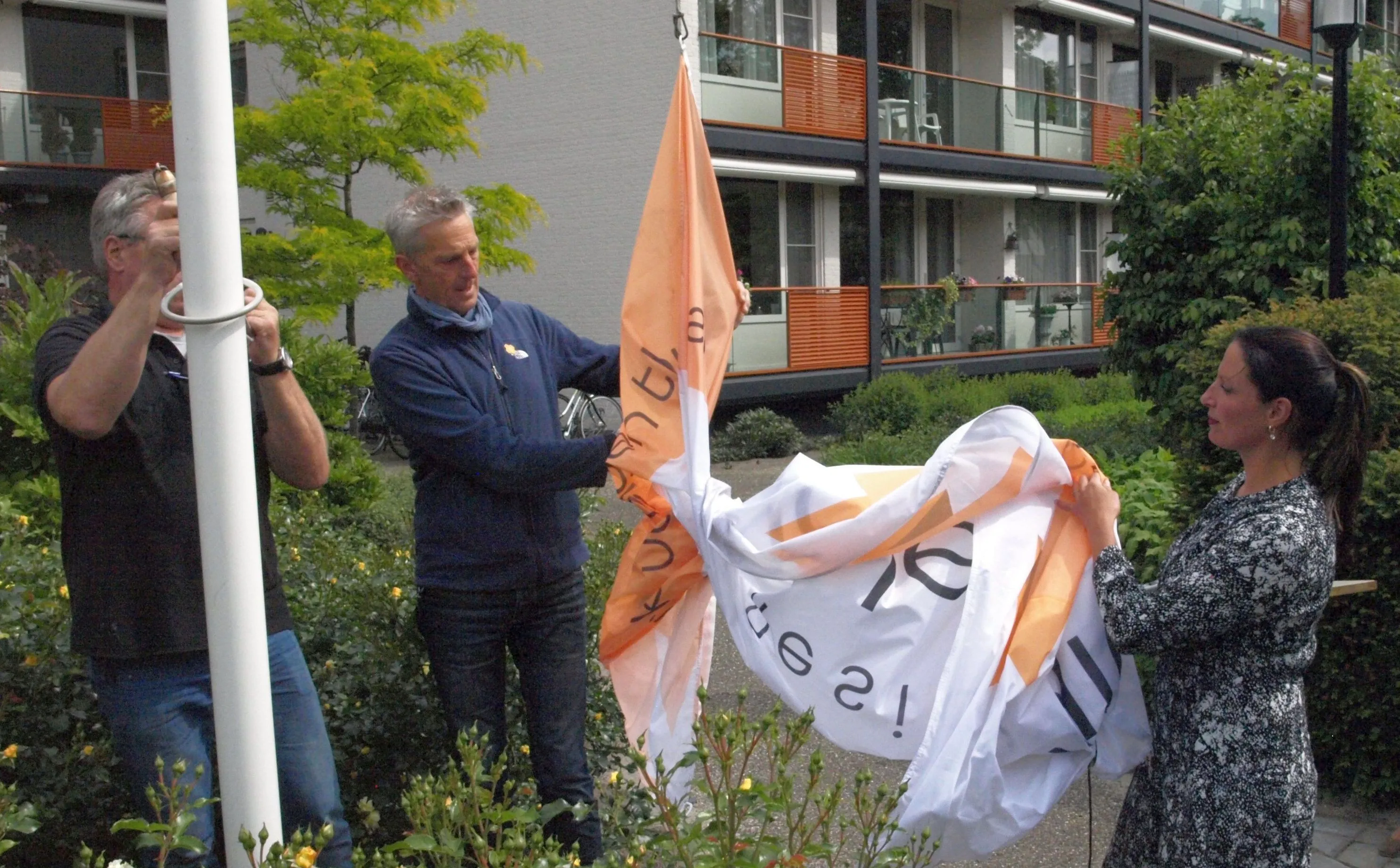 burgemeester hanne van aart en jan bernard koolen