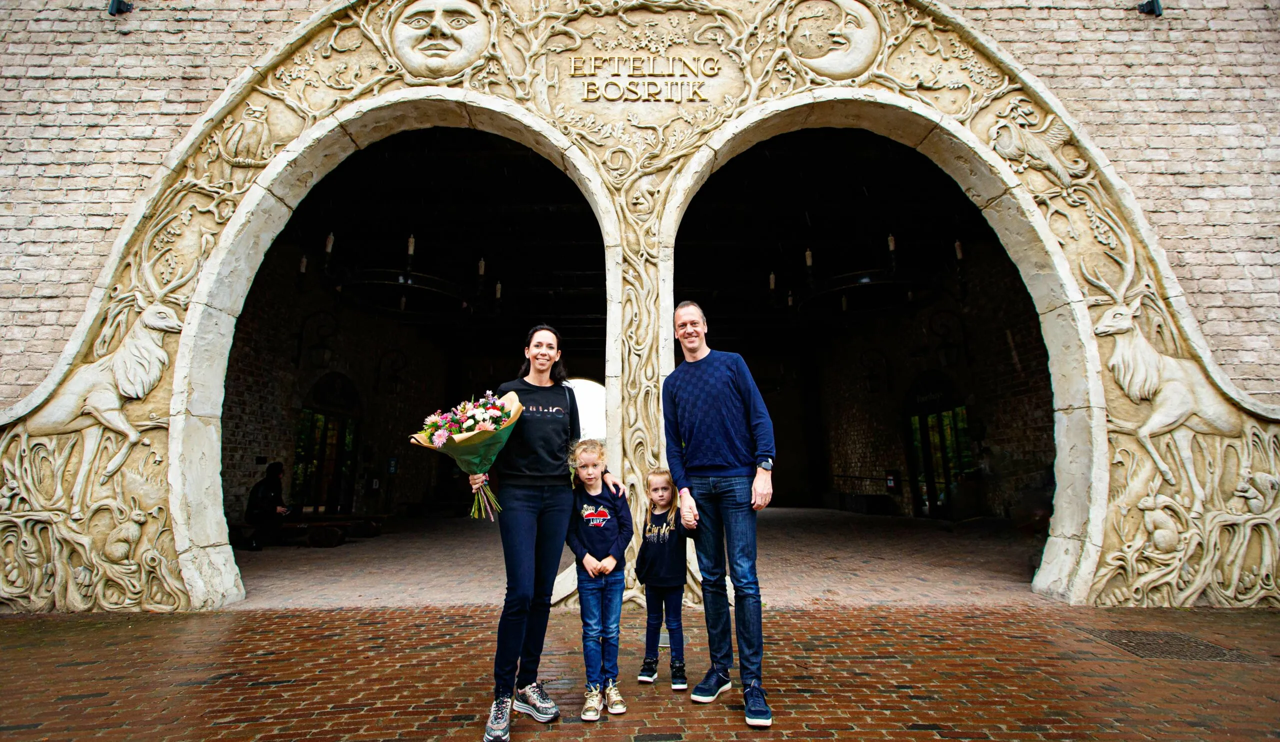 efteling drie miljoenste gast vakantiepark efteling bosrijk fam catry 1 scaled