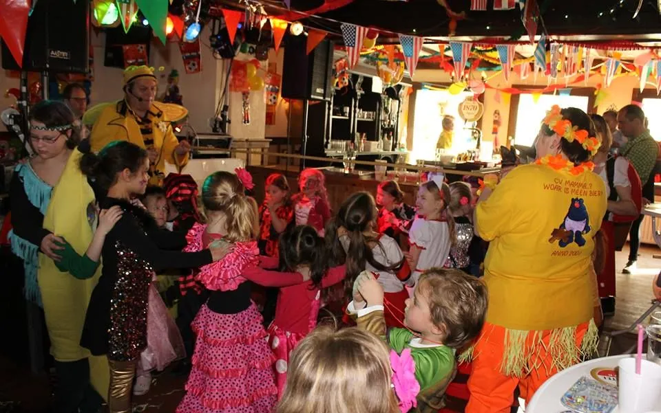 limbo polonaise kindercarnaval 2014