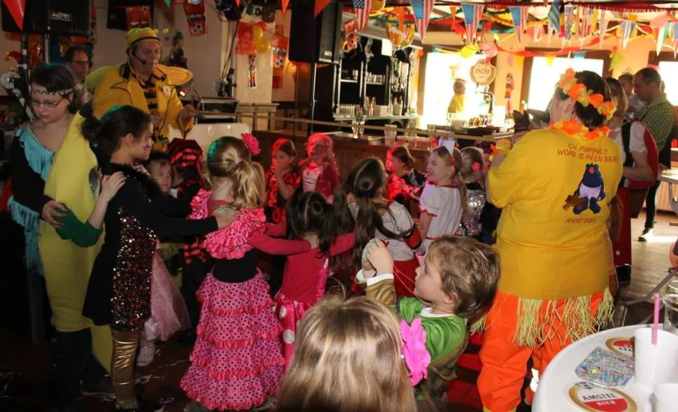 limbo polonaise kindercarnaval 2014