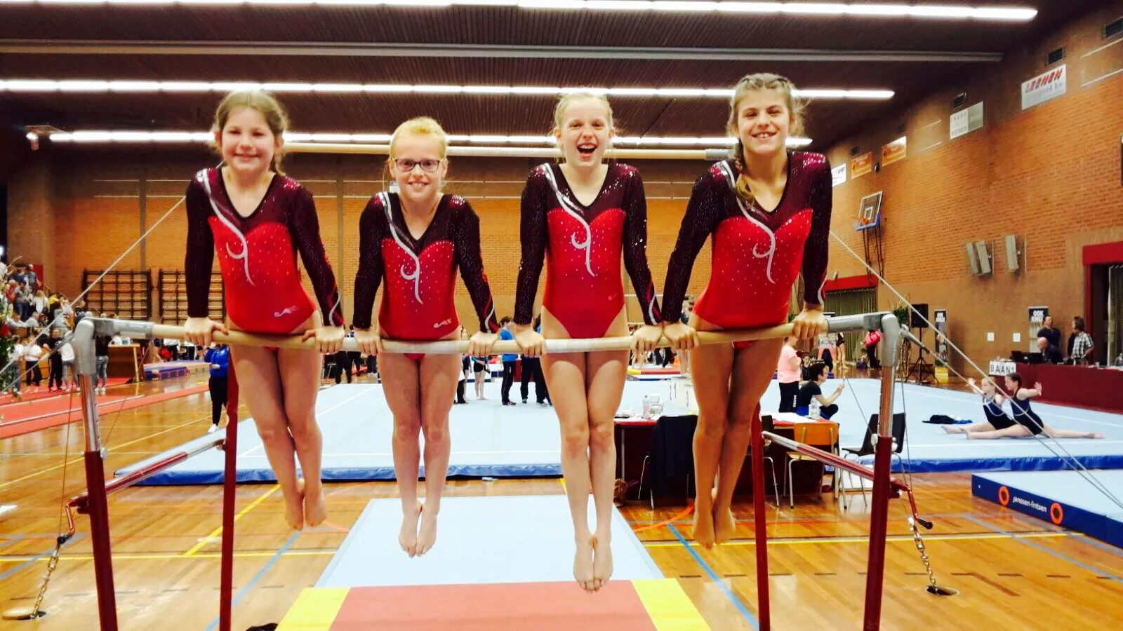 meike toy renske krissy