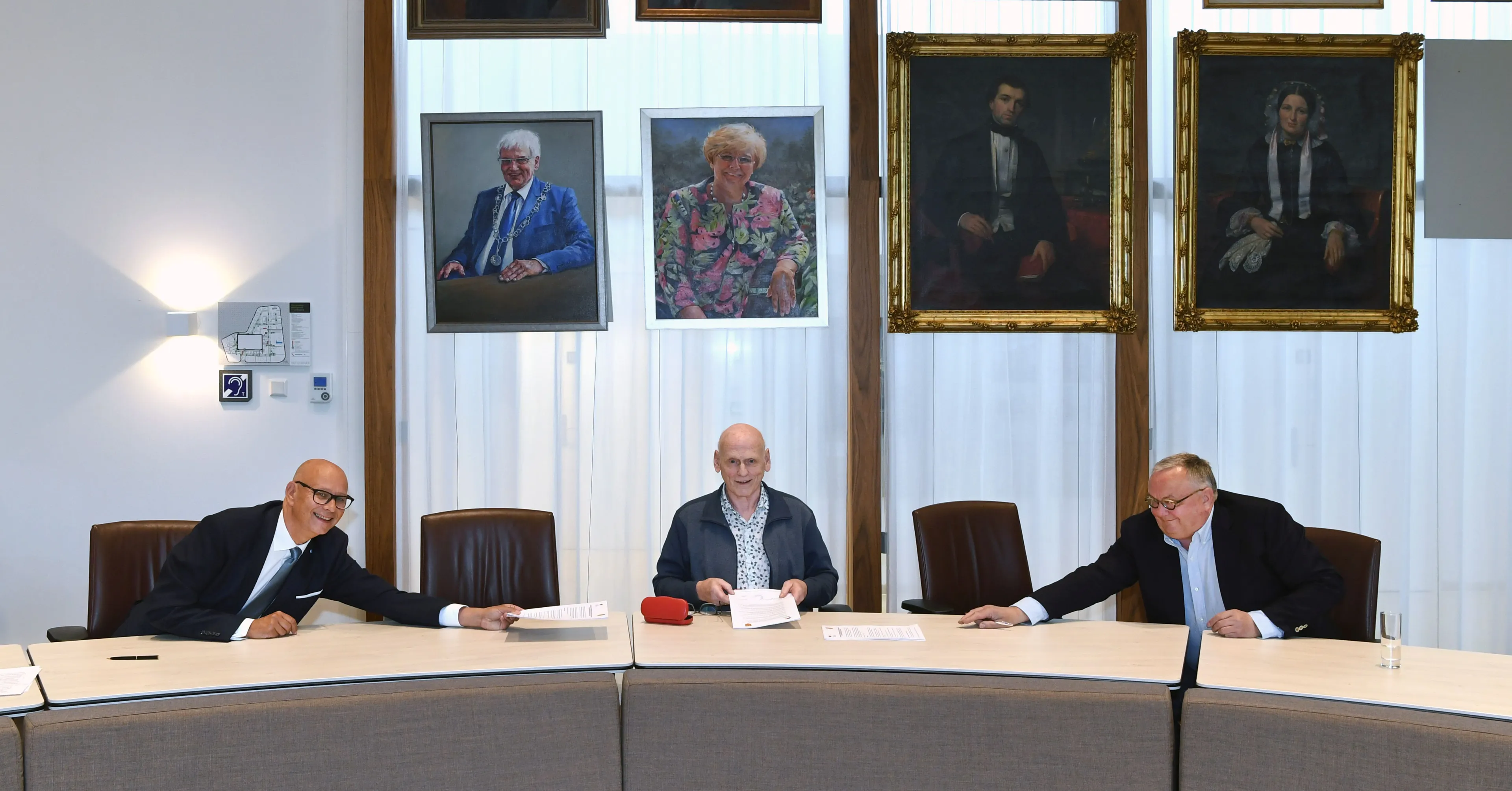 ondertekening onderhoudscontract bedrijvenpark kaatsheuvel