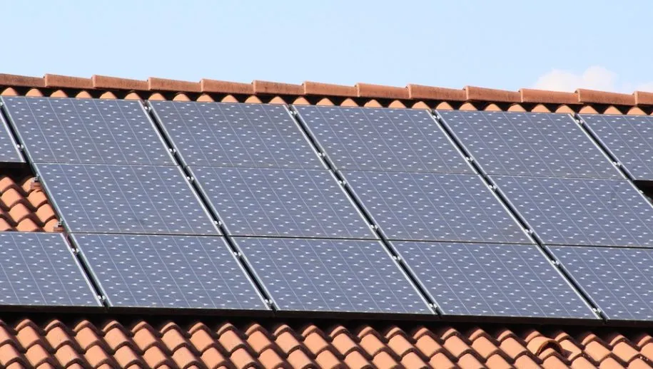 solar panels 1273129 960 720 915x518 1