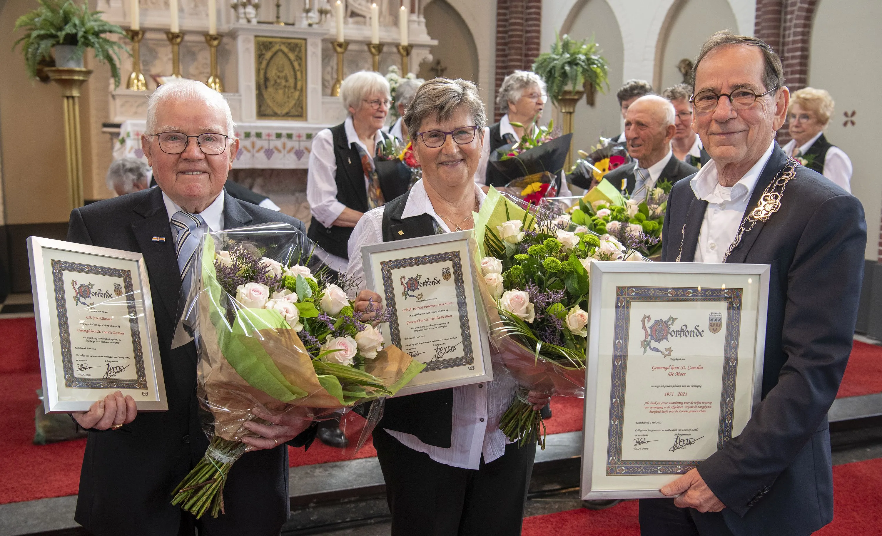 uitreiking oorkondes 01 05 22