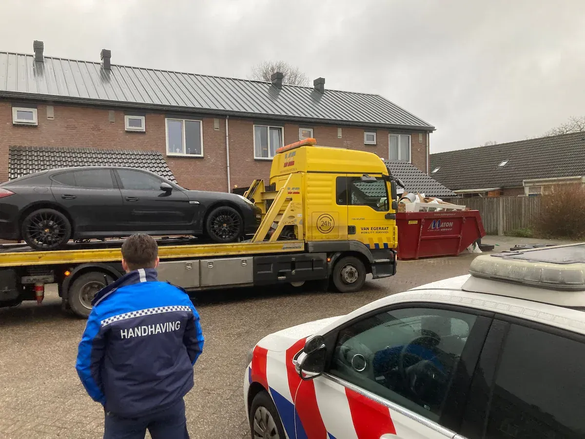 er werd een auto meegenomen