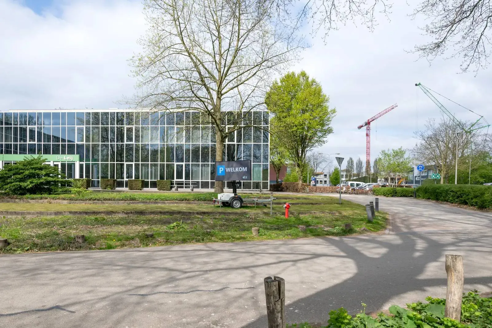 250410 parkeerplaats bezoekers achteringang 1187 1600jpg