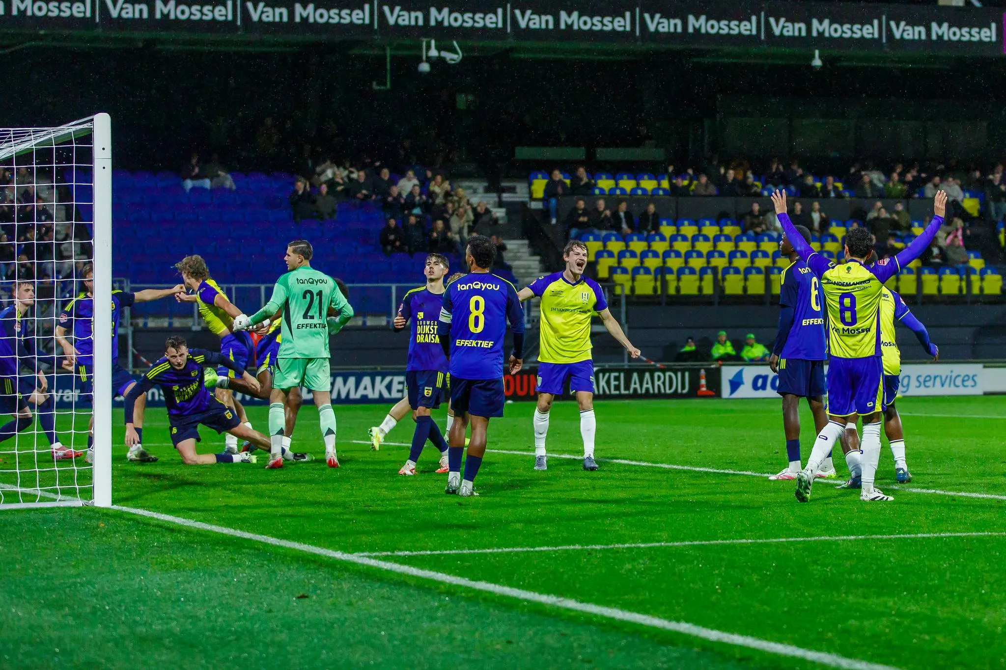 54889360299_05cca2ee40_k