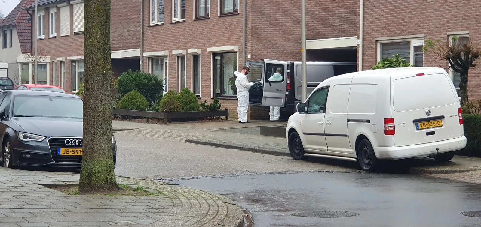 70b64d31 0aad 4050 a245 a2b2d8ca9aa9