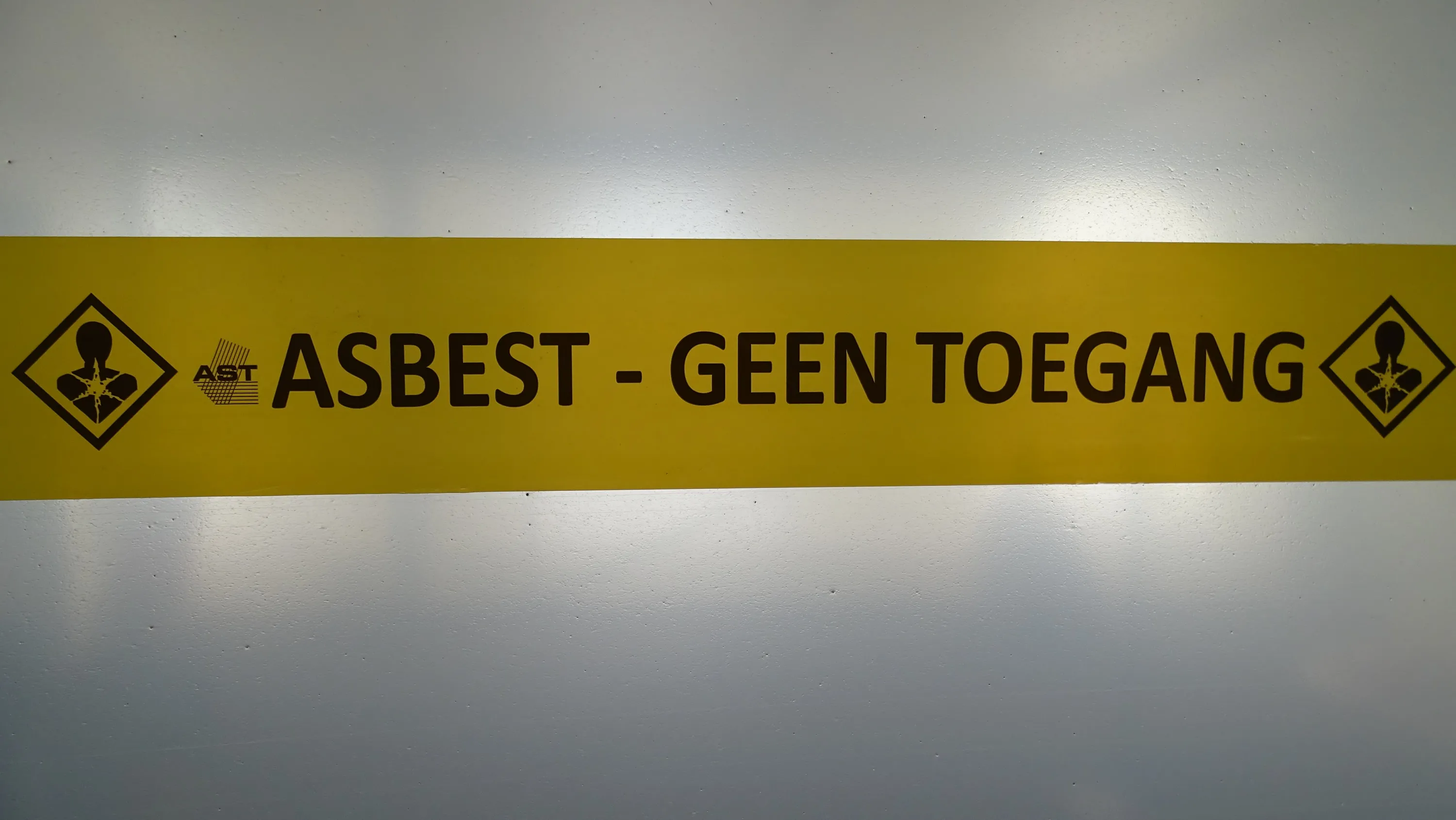 asbest geen toegang