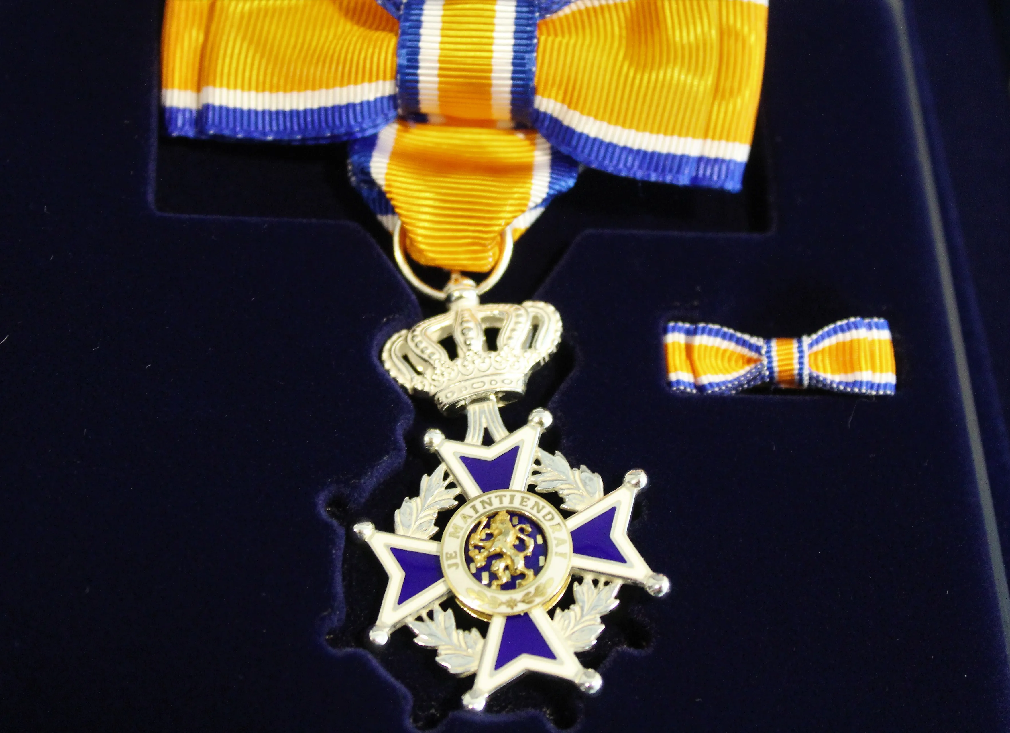 lintje in de orde van oranje nassau john holsgens
