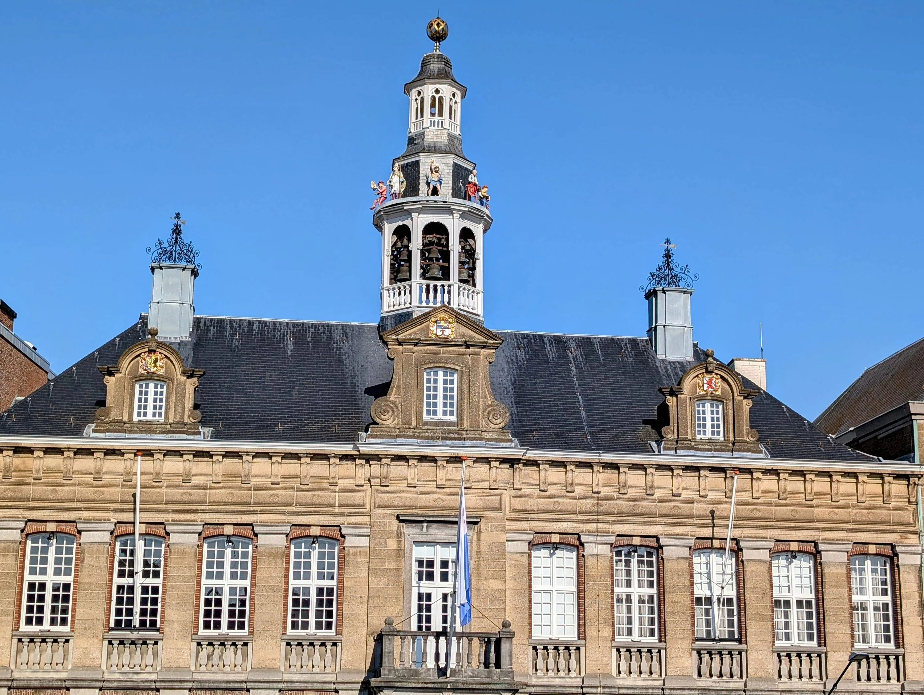 de beiaardier aan het werk vvv hart van limburg 1