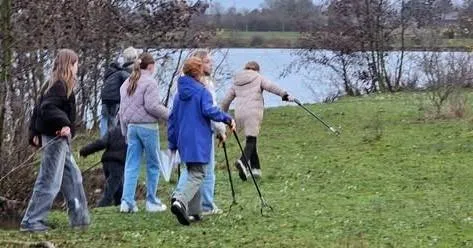 Kinderraad actie 596637839_1323678763132827_8469856024938390340_n1-1-1