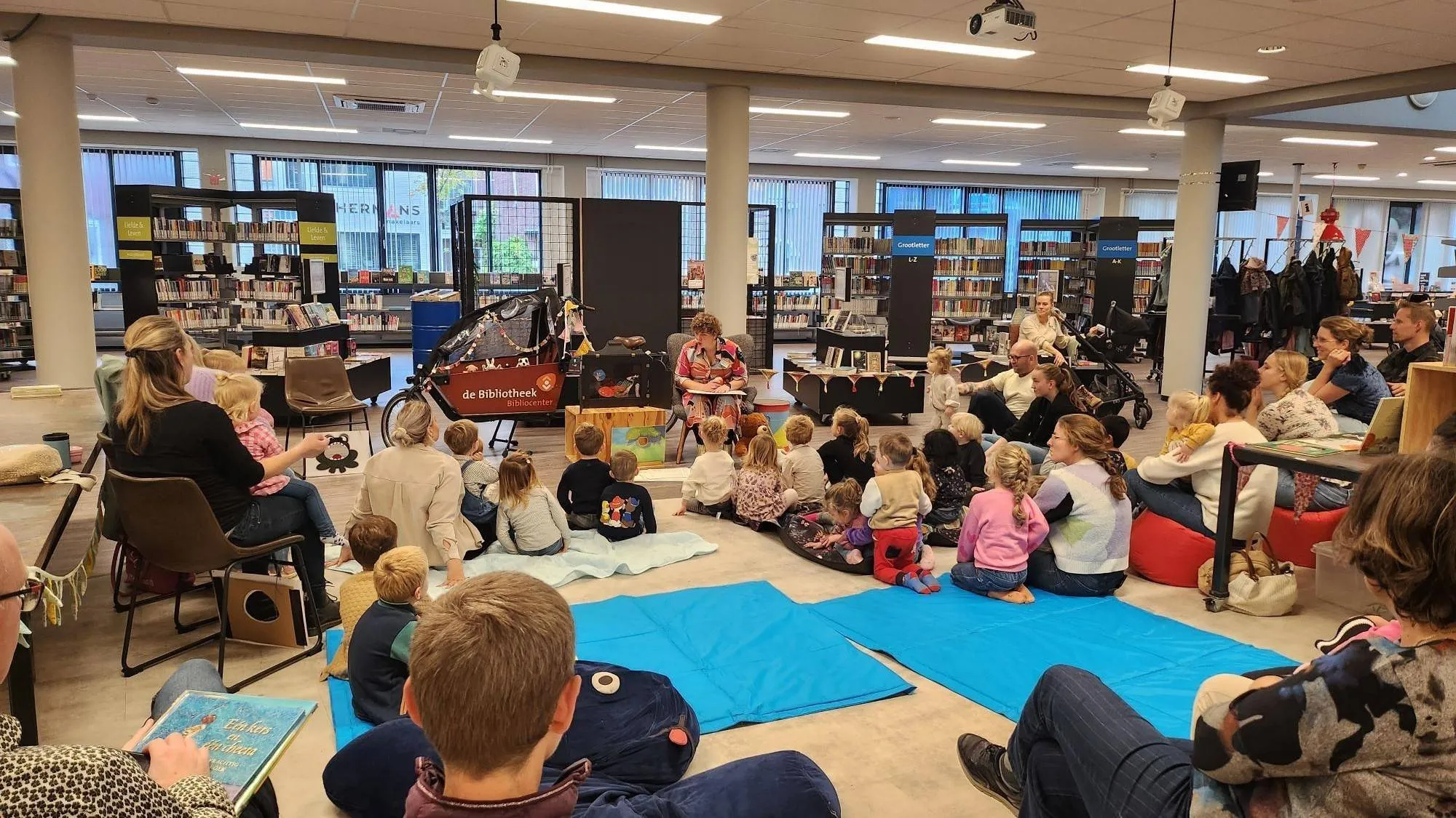 De verhalenfiets van Bibliocenter in de Bibliotheek-1