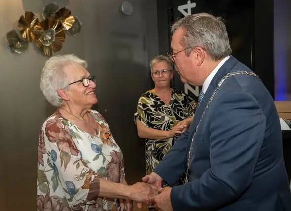 Ine Parren - Koninklijke onderscheiding - 734718578_781716091631176_1554018397860465438_n