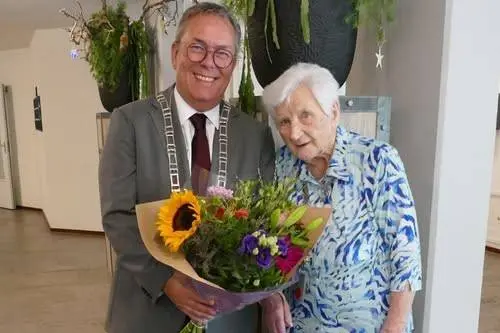 101 jaar - 768347838_1752151905937509_6312901805046001659_n-2