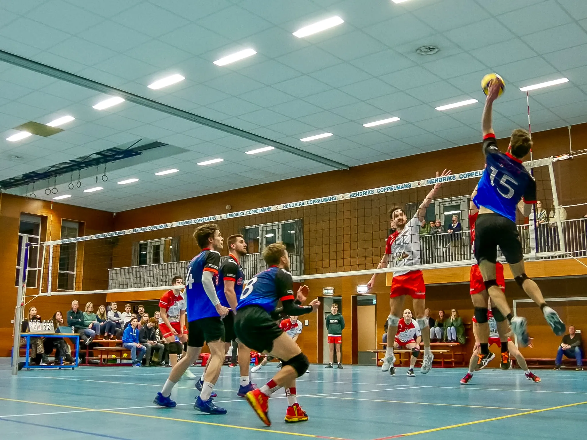 saturnus hendriks coppelmans viert zestigjarig jubileum foto archief saturnus