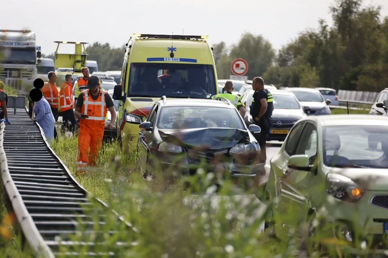 27-08-2025 Ongeval A50 Uden 01