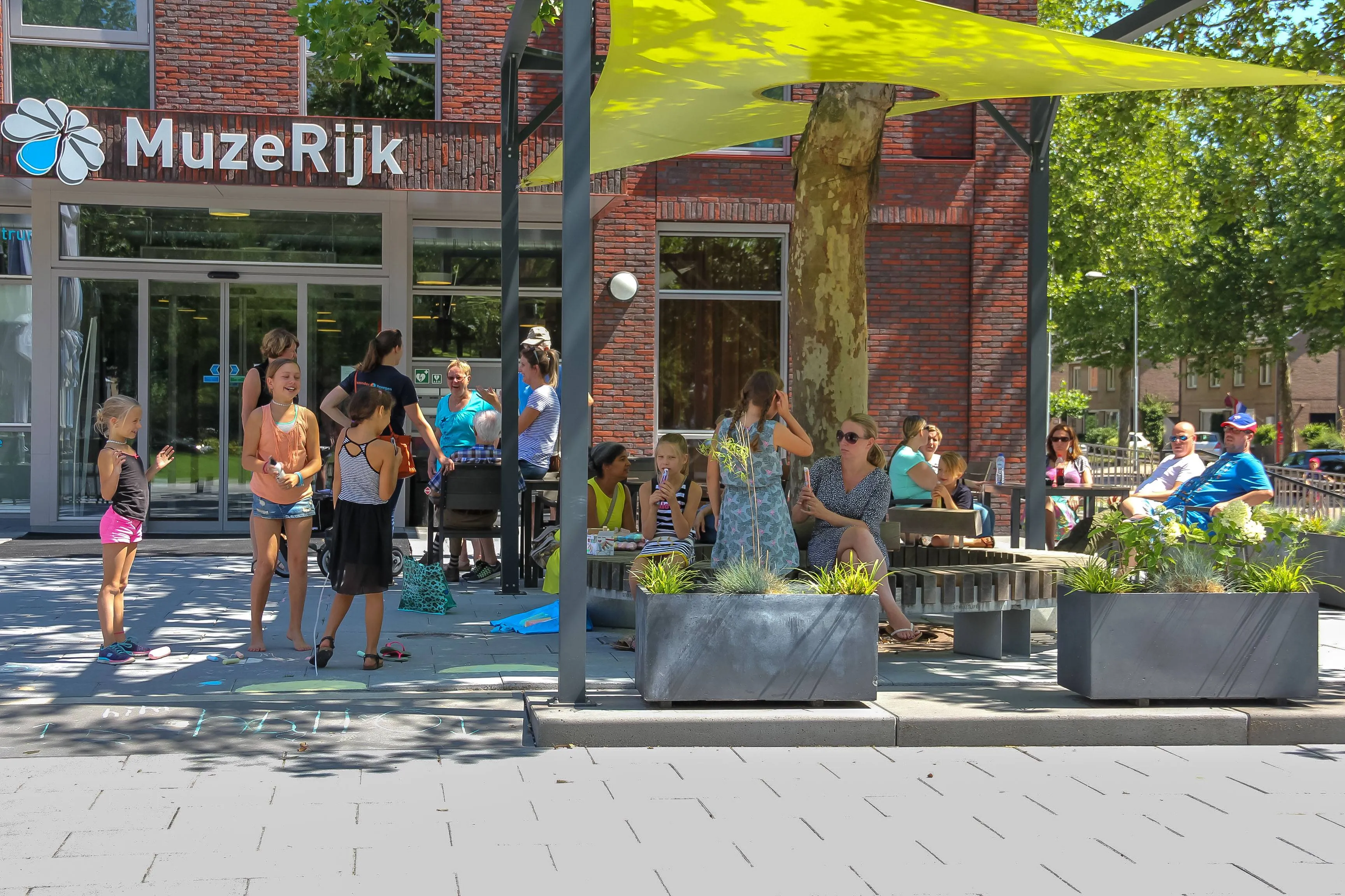 Ontmoetingsplein MuzeRijk (foto Gert de Goede ©)