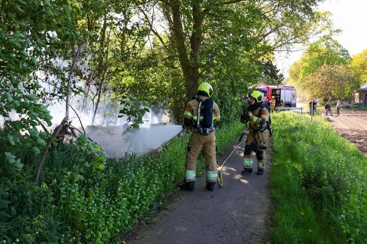 28-04-2026 Buitenbrand Odiliapeel 04