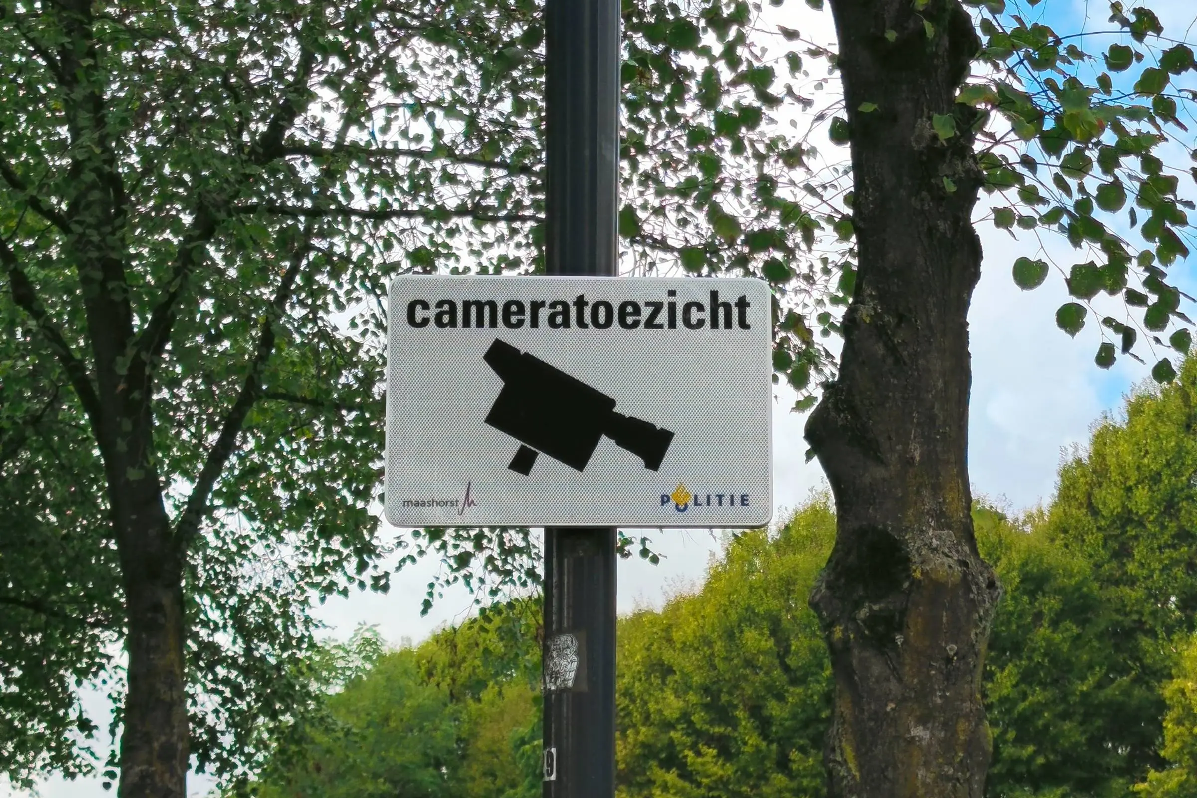 16-09-2026 Camera's in Bevrijdingspark in Uden 01