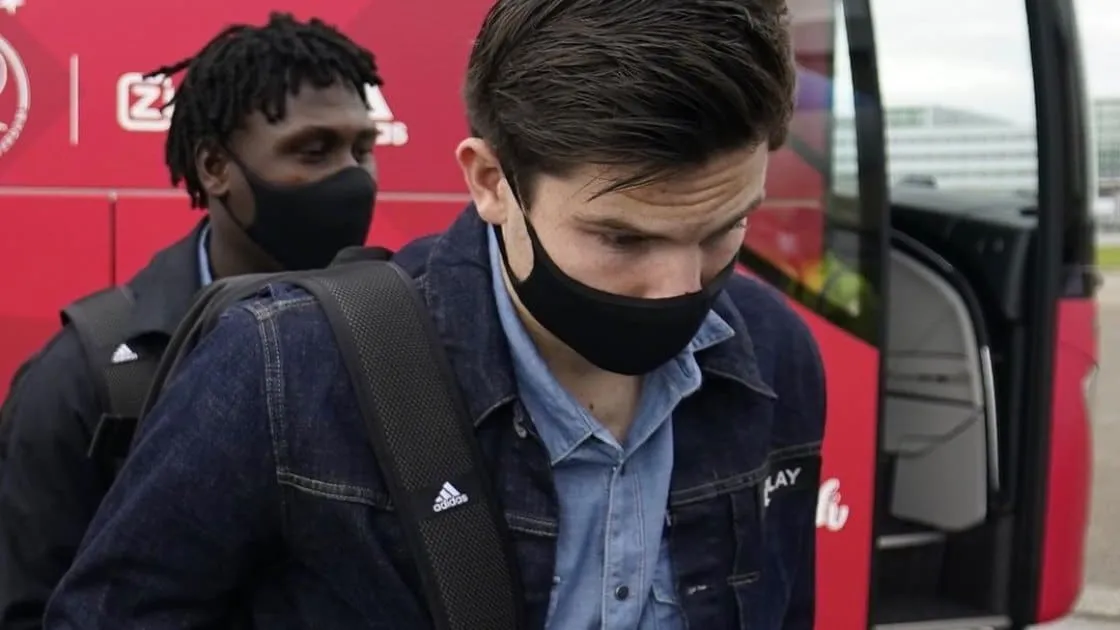 ajax midtjylland corona klaassen tadic stekelenburg onana gravenberch