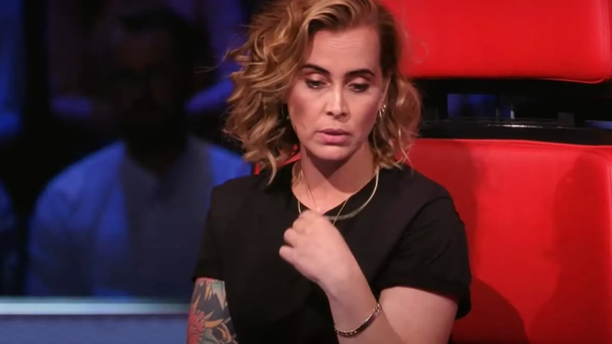 anouk teeuwe the voice of holland tvoh boos brenda bee
