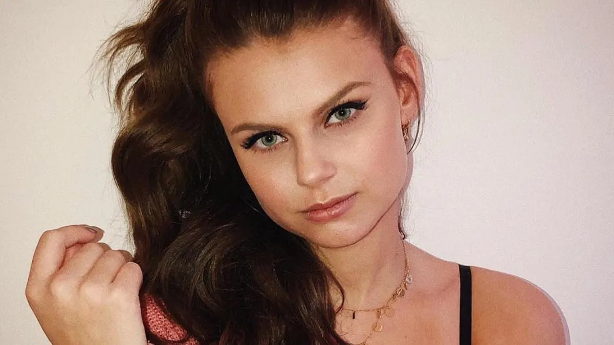britt scholte heeft het koud zonder boek op instagram