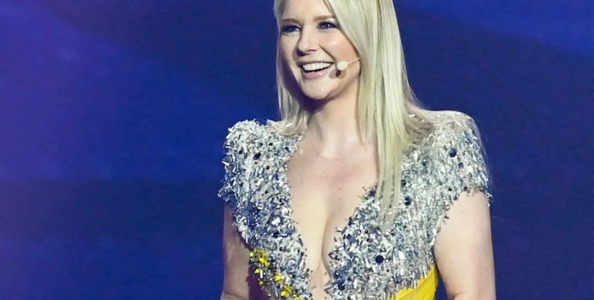 chantal janzen eurovisie songfestival jurk 2