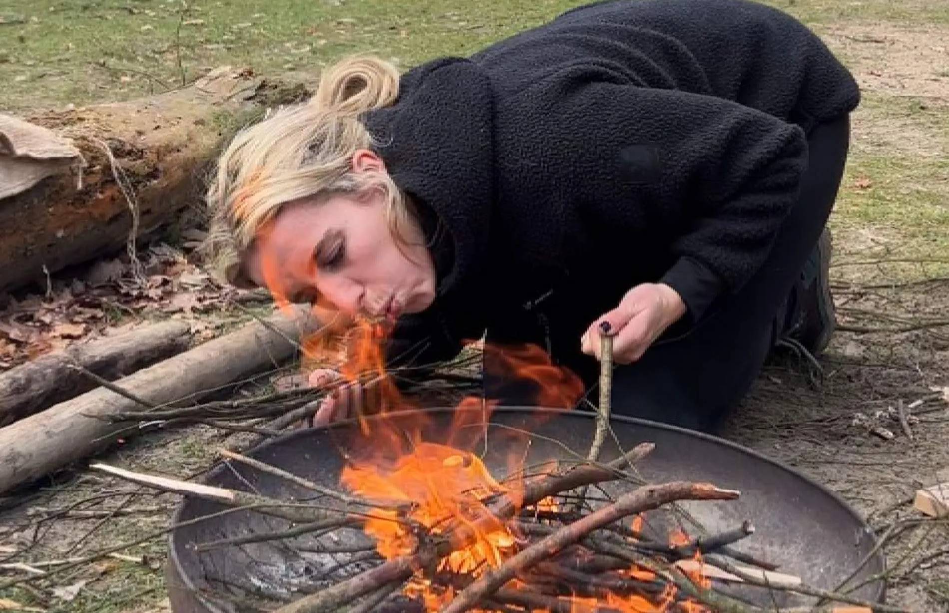 iris enthoven valt kilos af bij expeditie robinson maar vriend nog steeds blij