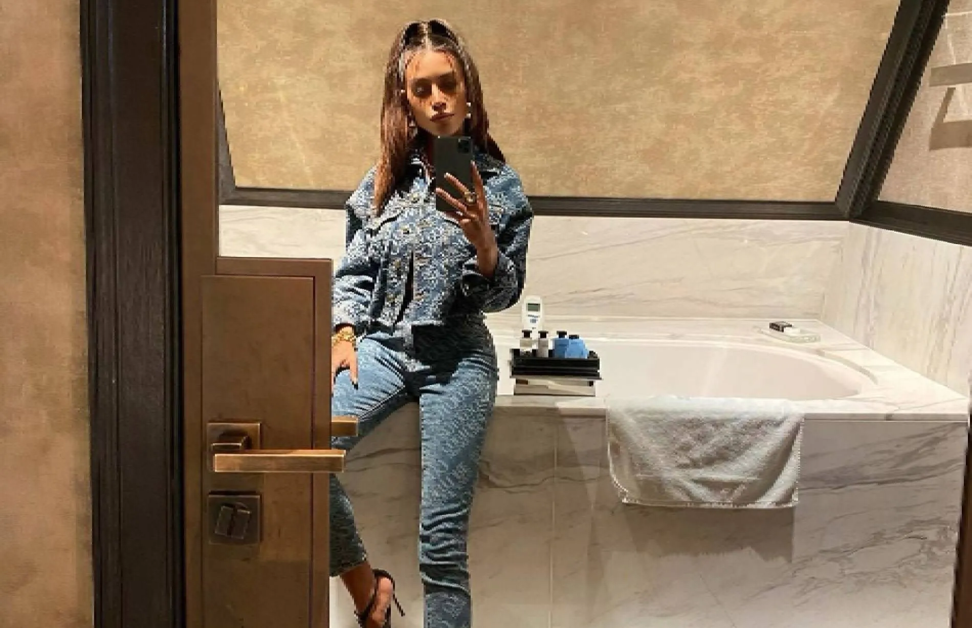 jaimie vaes 5