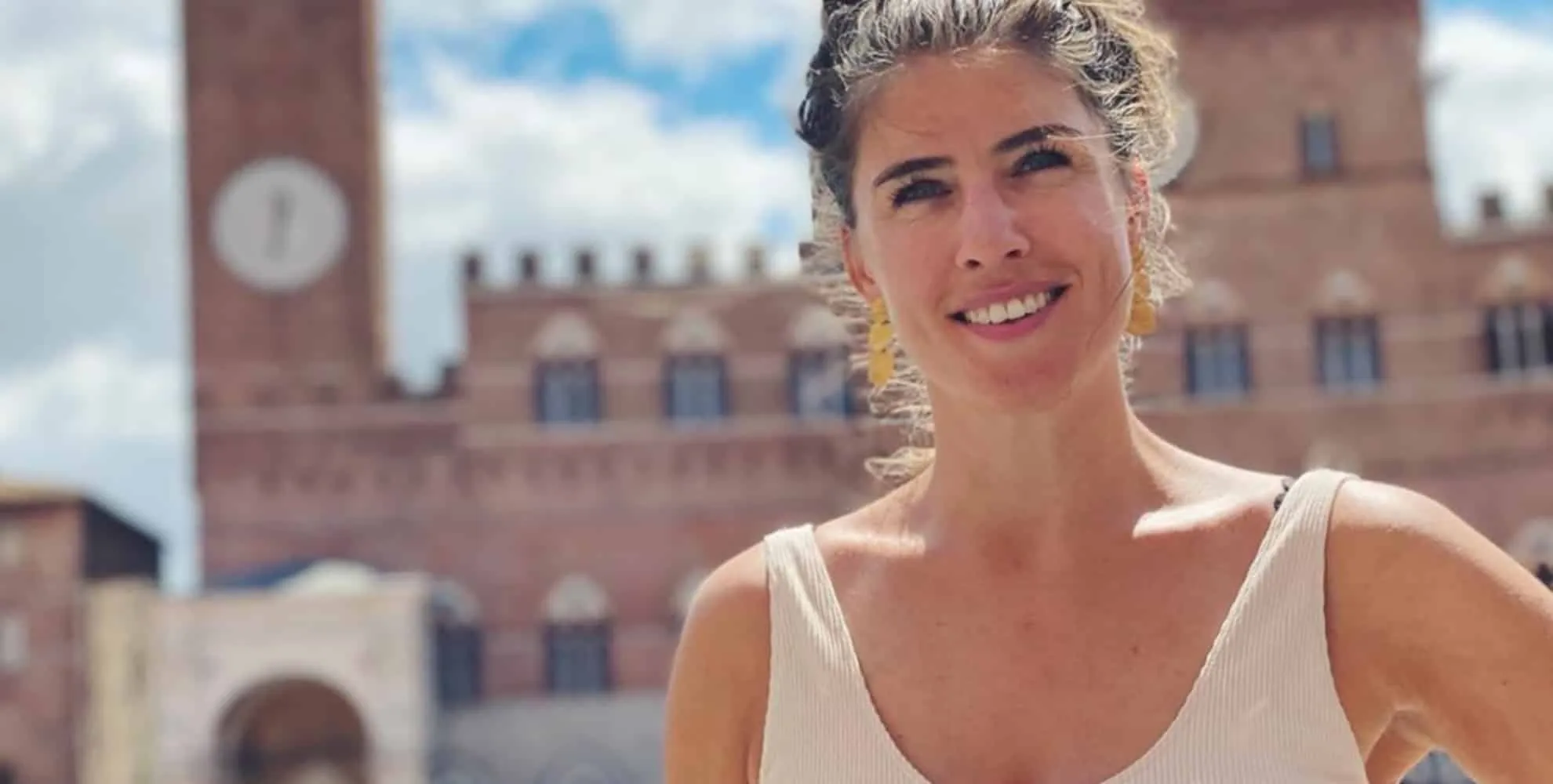 marieke elsinga wordt gestoord in badkamer