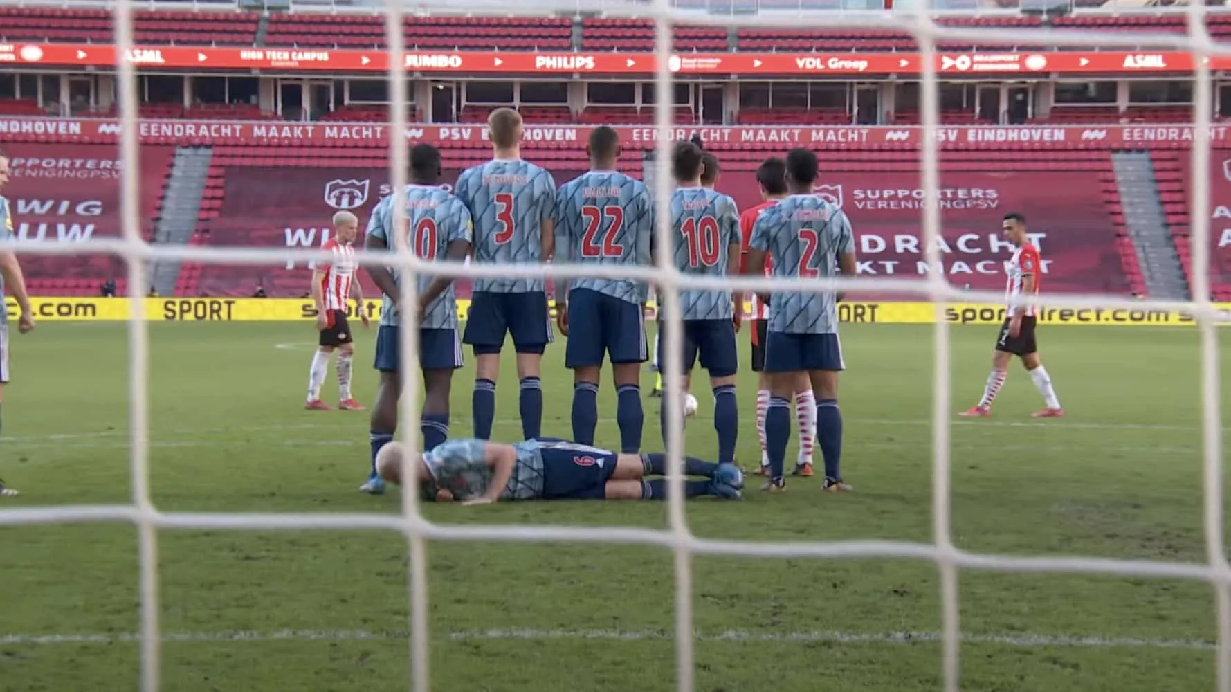 muurligger psv van hanegem boskamp